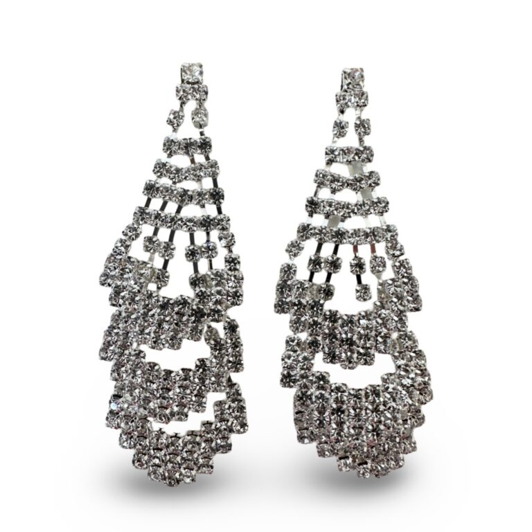 Clear rhinestone earring